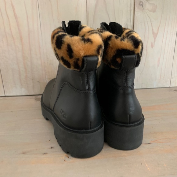 UGG CZERIESA PANTHER BLACK MOTO BOOTS NEW - Picture 5 of 7